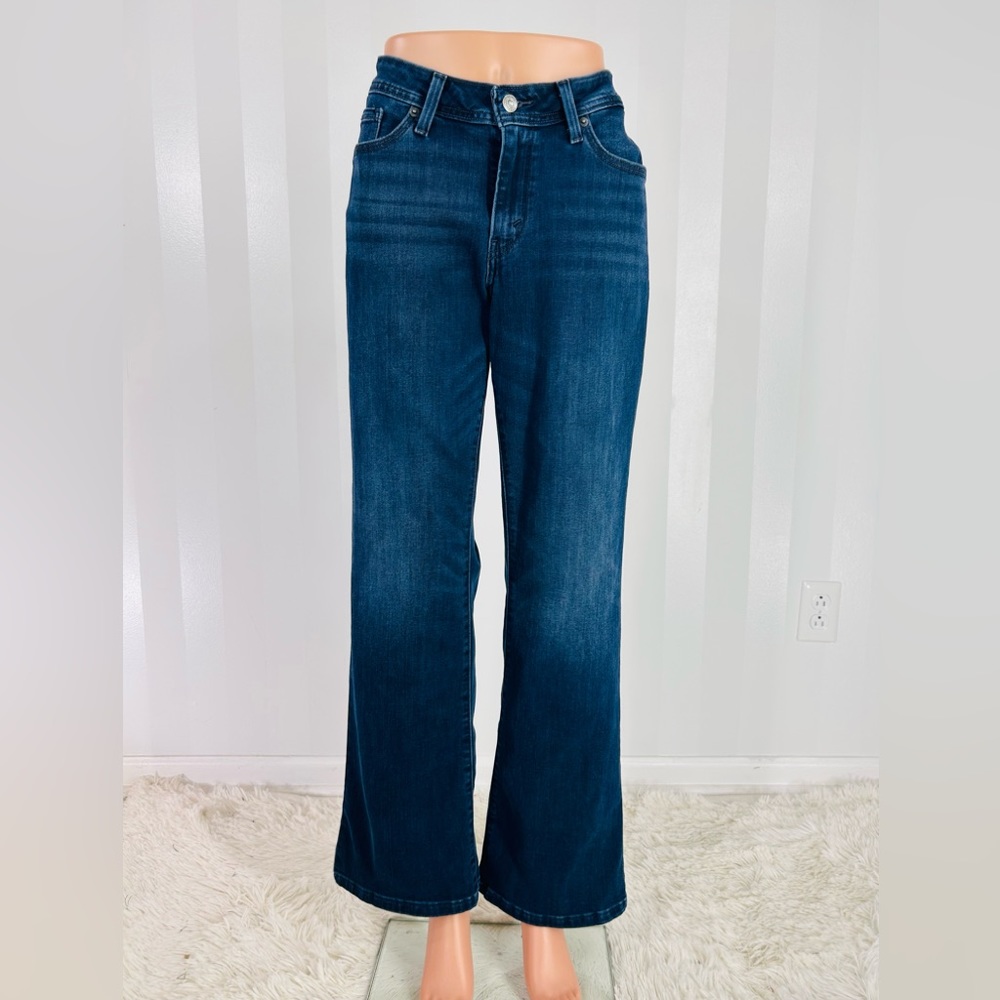161 Levi’s 529 Curvy Boot Jeans Sz 32